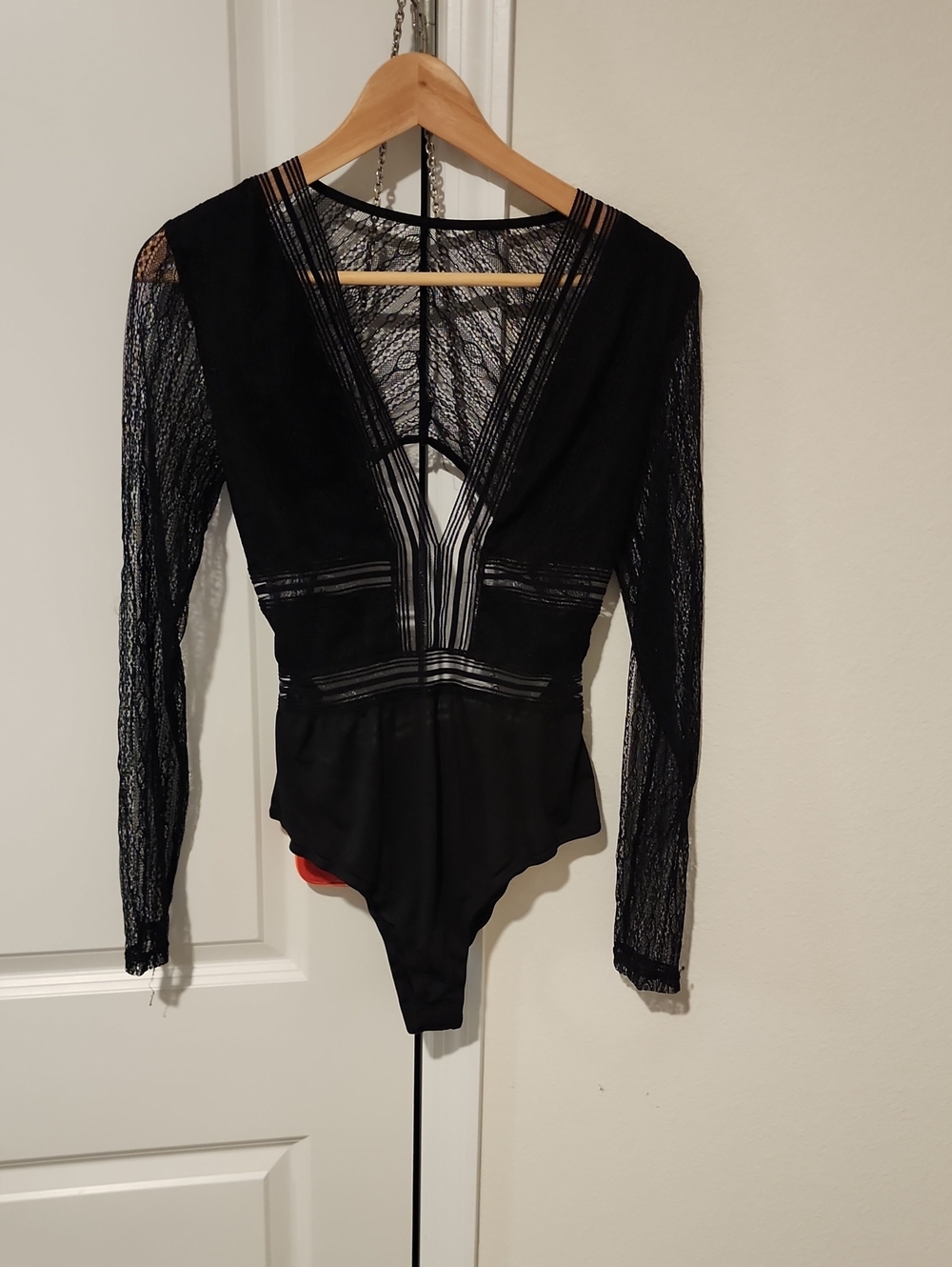 Lulu's Black Lace V-Neck Long Sleeve Bodysuit
